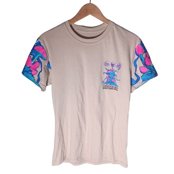 Fresh Laundry Graphic T-Shirt Mens Medium Mushrooms Skulls Rave Tee Trippy - Picture 8 of 11